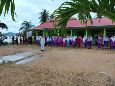 peserta upacar di hari sumpah pemuda