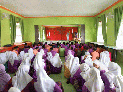 memperingati maulid nabi 1444 H