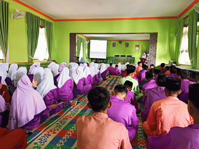 kegian memperingati isra miraj 1444